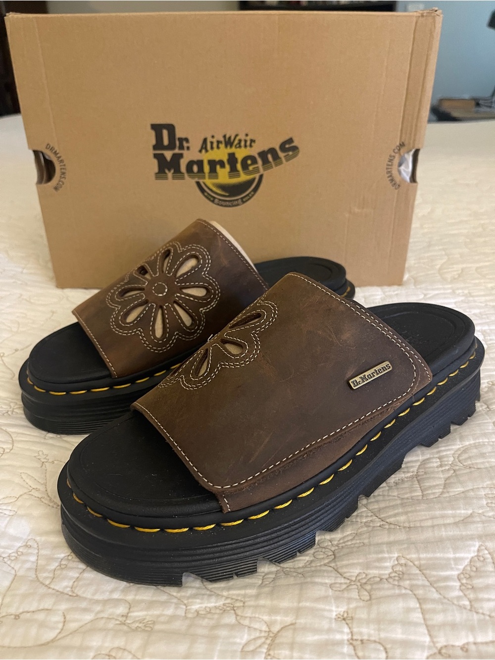Dr. Martens ZEBZAG Flower Slides Dark Brown Crazy Horse Leather Women’s 9